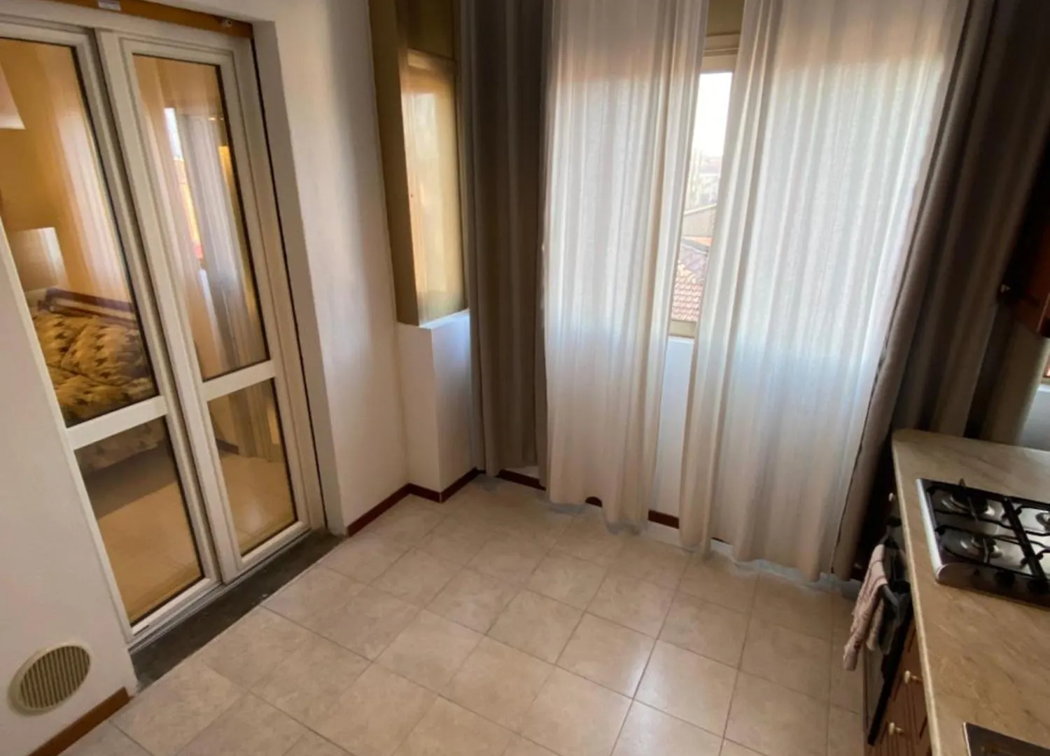 Aurora Rooms Piacenza 0*,  Italy